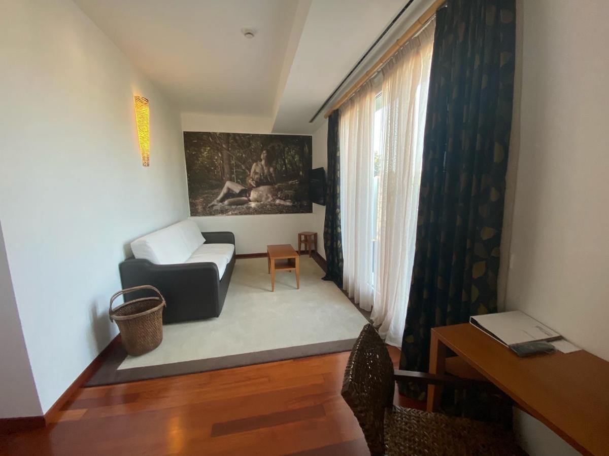 Card International Hotel ริมินี ภายนอก รูปภาพ