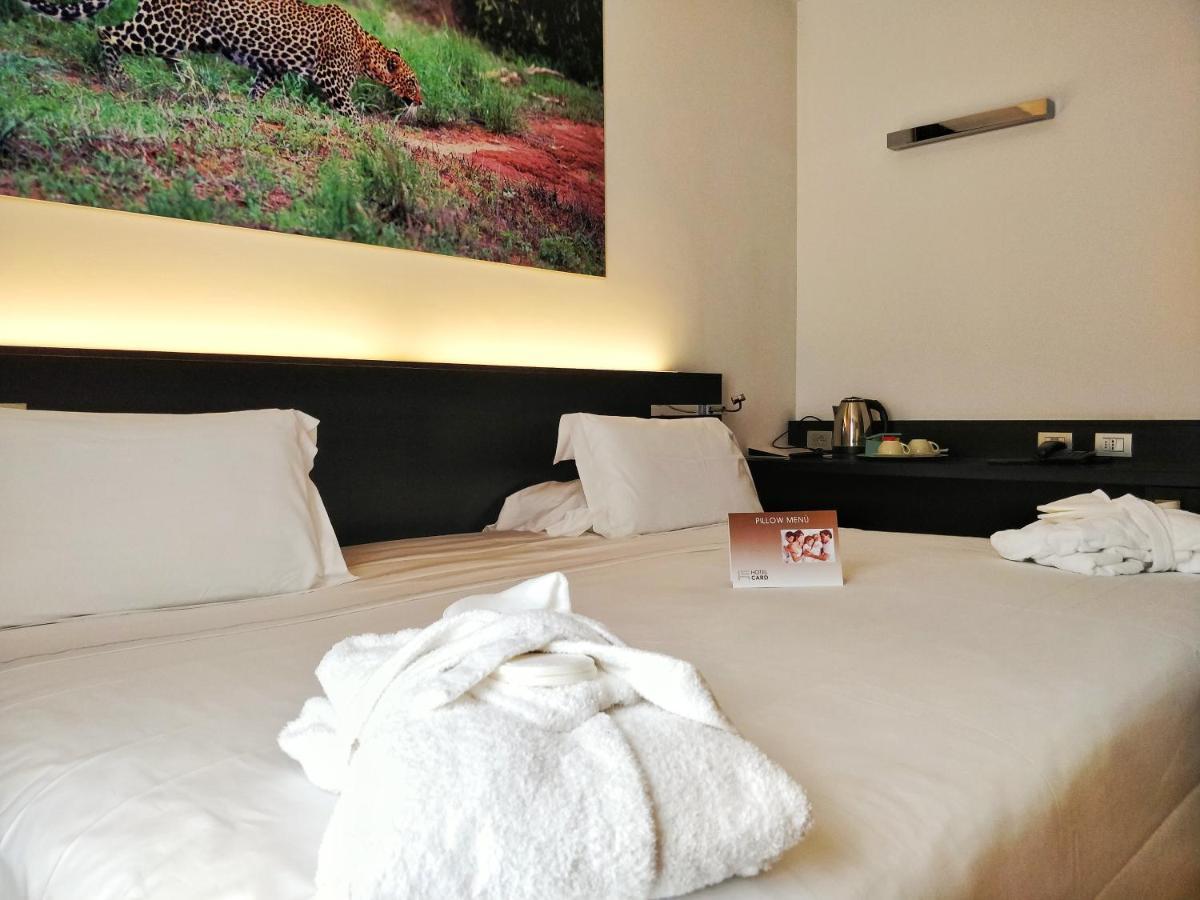 Card International Hotel ริมินี ภายนอก รูปภาพ
